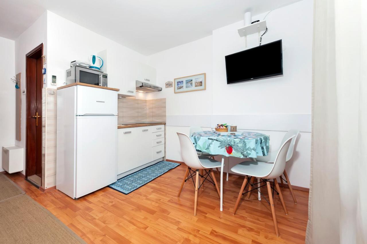 Apartments Aja And Stefy Rovinj Exterior photo