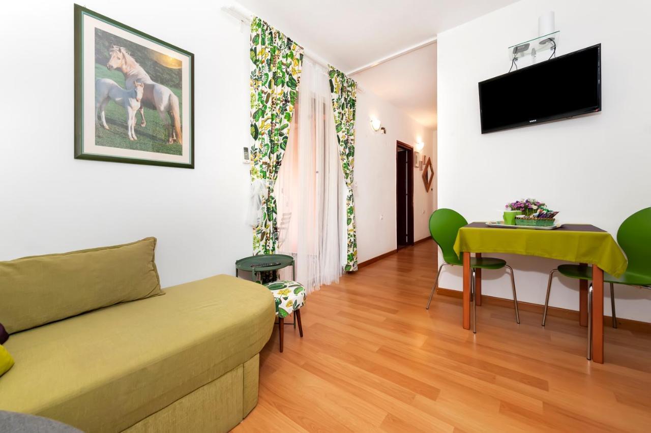 Apartments Aja And Stefy Rovinj Exterior photo